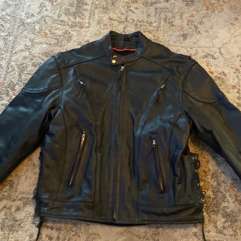 Men’s Interstate biker jacket.